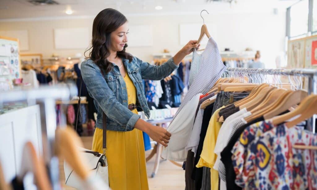 Sales & Marketing Plan for a Women's Clothing Shop - SharpSheets