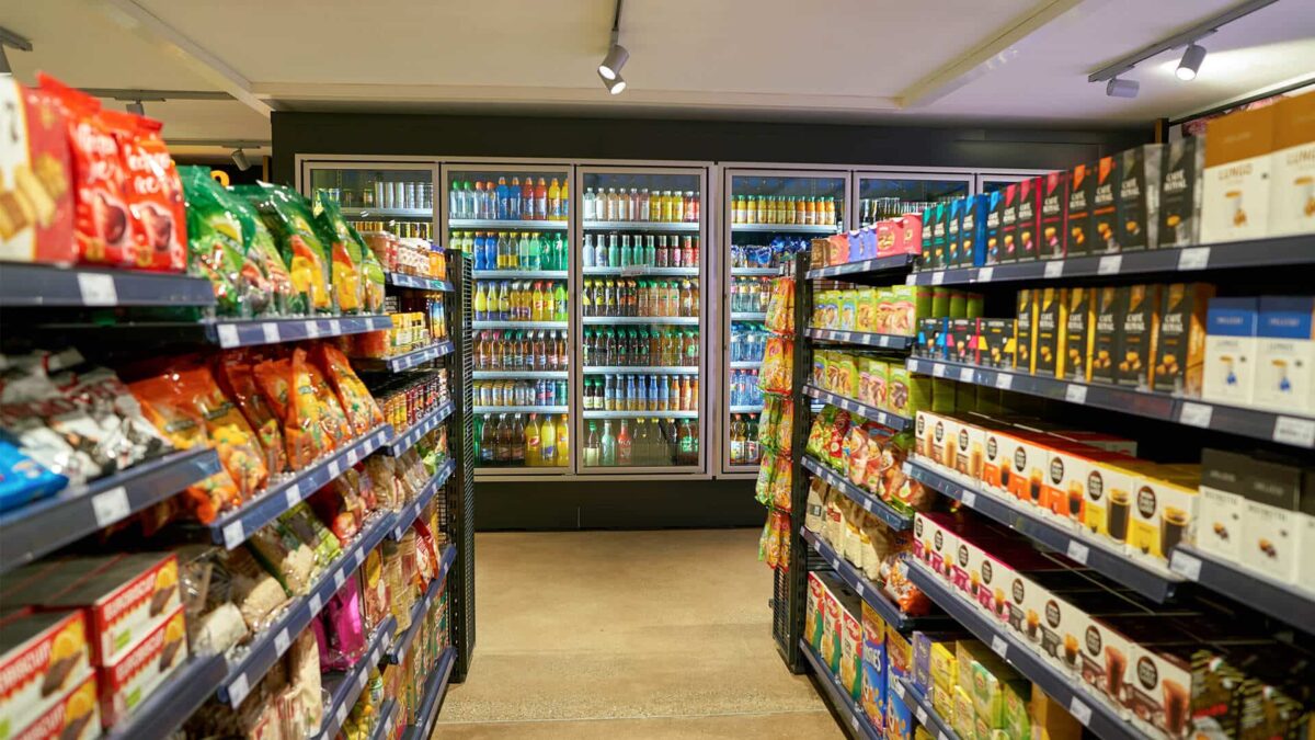 How Profitable is a Convenience Store? Revenue & Profits Analysis