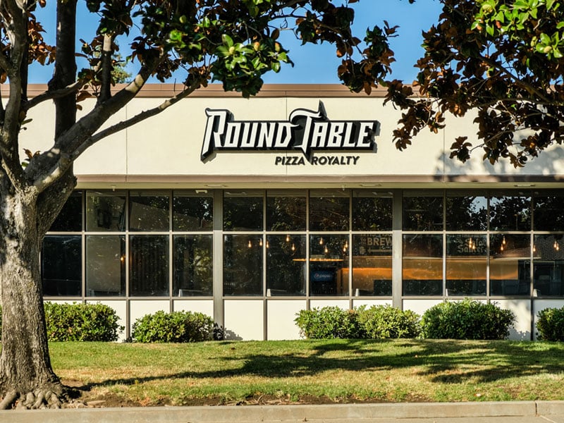 Round Table Pizza Franchise storefront