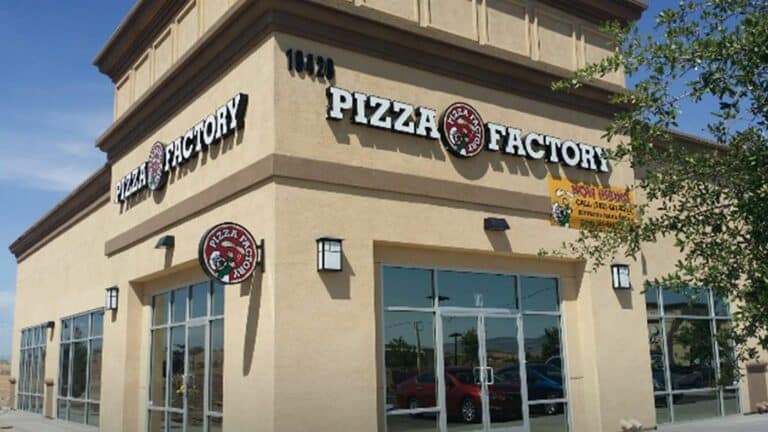 Pizza Factory franchised restaurant