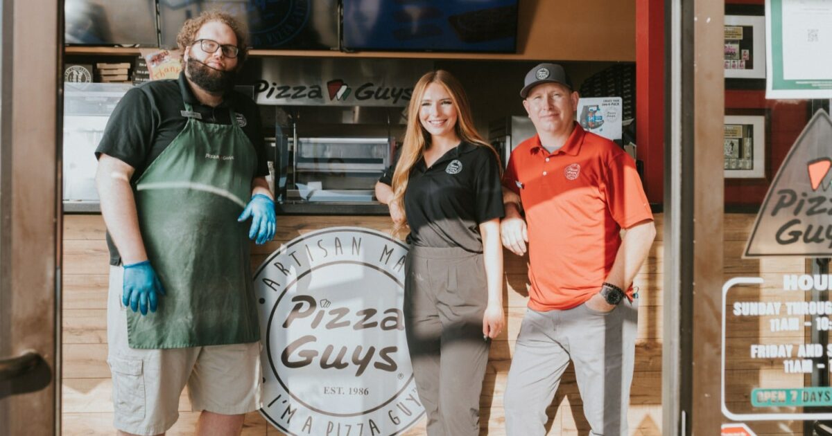 Pizza Guys Franchise AUV, Costs & Stats (2023)