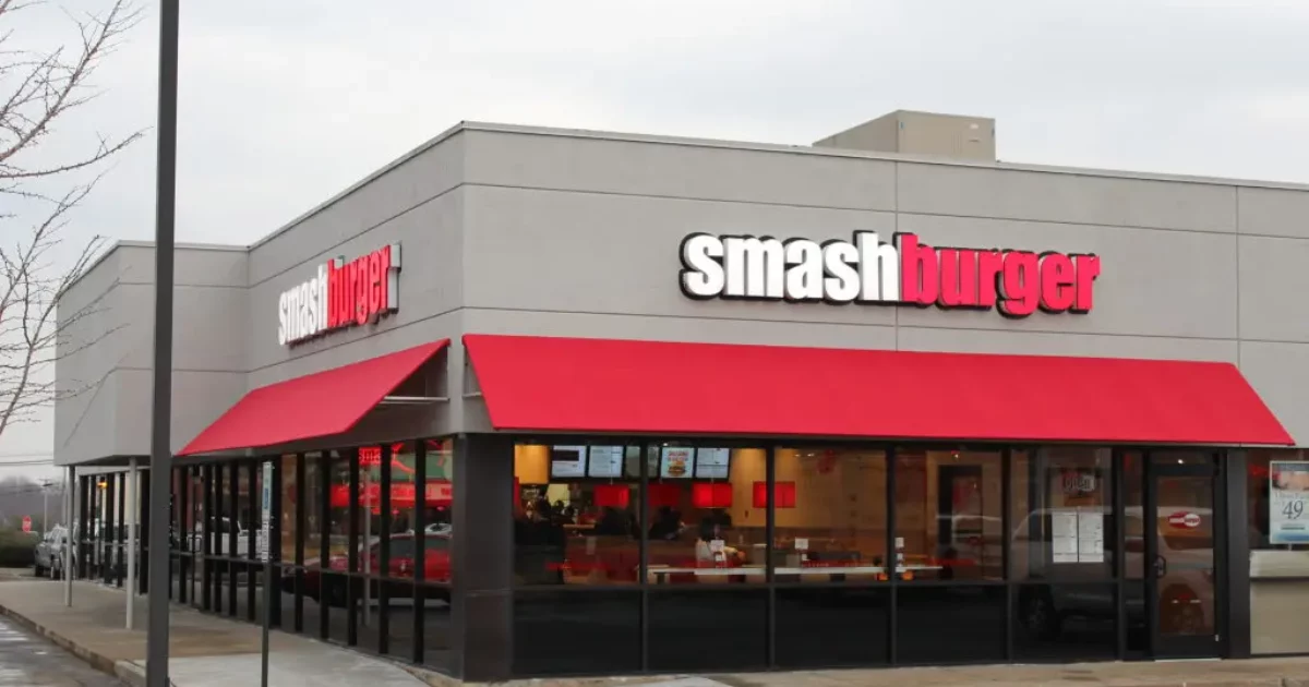 Smashburger Franchise Costs 1.33M 2.35M (2024 Fees & Profits