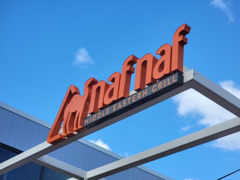 Naf-Naf Middle Eastern Grill franchise