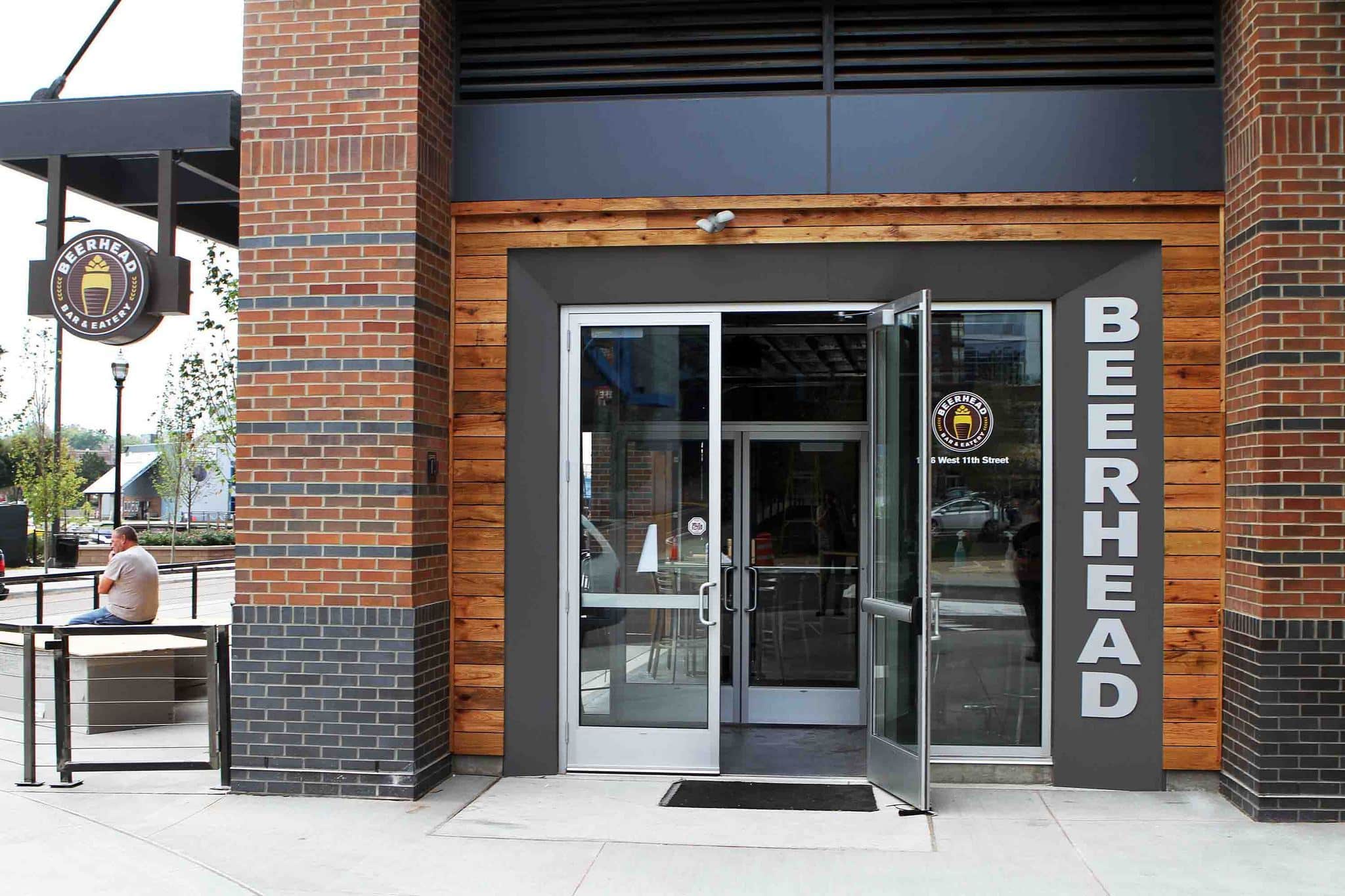 Beerhead Bar & Eatery franchise