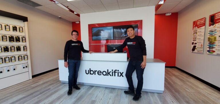 uBreakiFix franchise