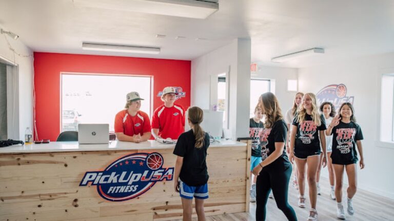 Pickup Usa Fitness franchise