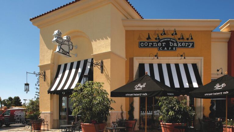 Corner Bakery Cafe franchise