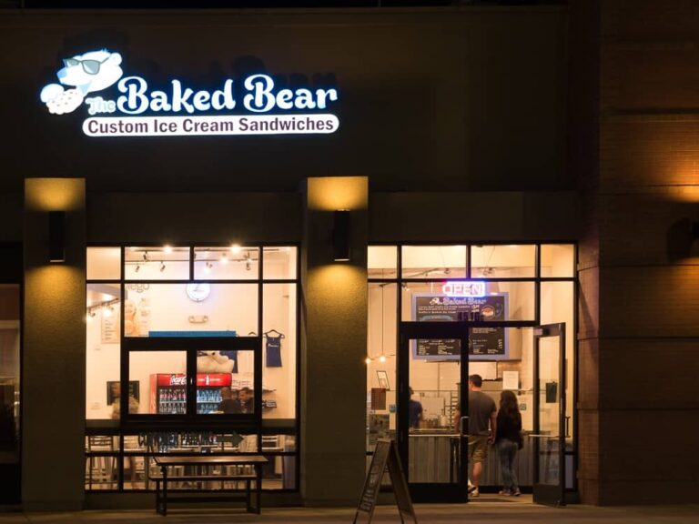 The Baked Bear franchise