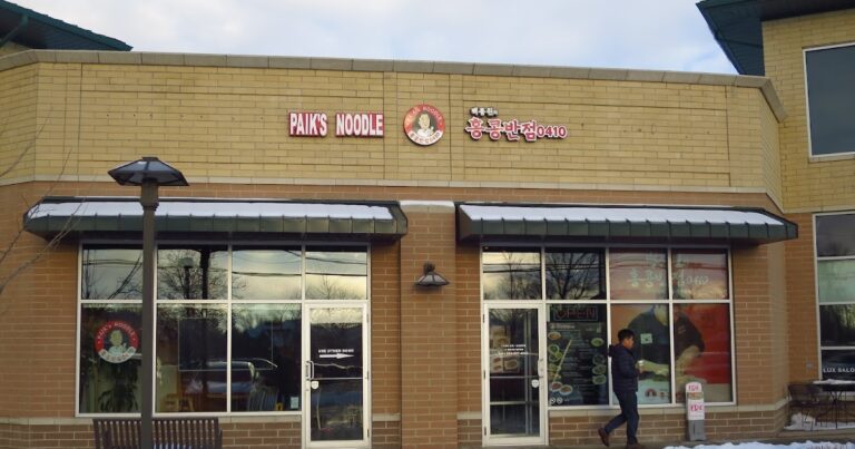 Paik's Noodle franchise