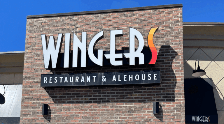 Wingers Restaurant & Alehouse franchise