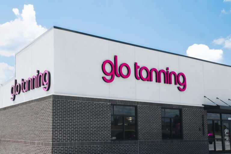 Glo Tanning franchise